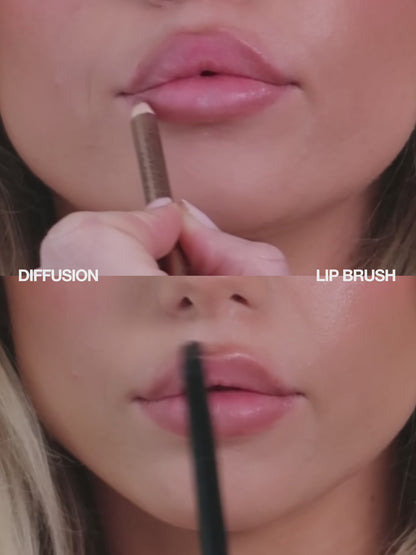 DIFFUSION LIP BRUSH